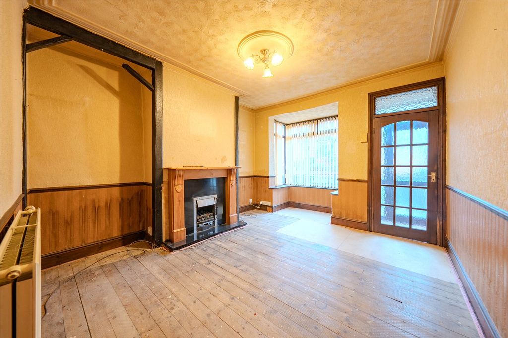 Property photo 2 of 11 Picture No. 12