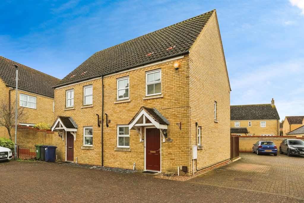 Property photo 1 of 12