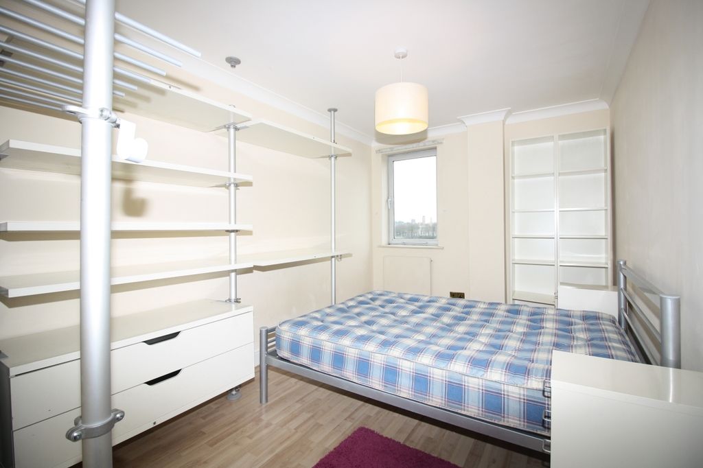 Property photo 3 of 7 Bedroom