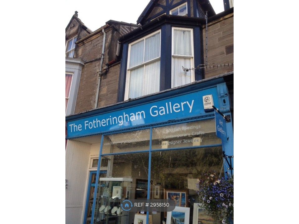 Property photo 2 of 15 Bay Window Above What Is Now The Colour Studio
