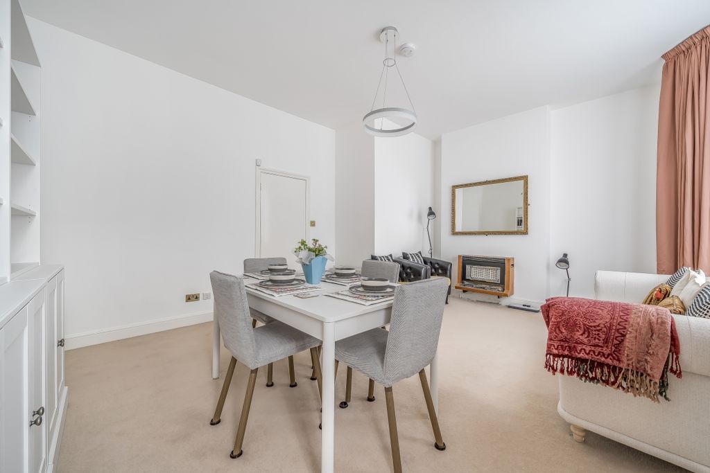 Property photo 1 of 9 1364209-13-68E54c...