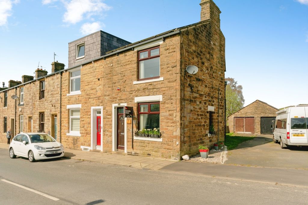 Property photo 1 of 28 Pbox-Img.Jpg