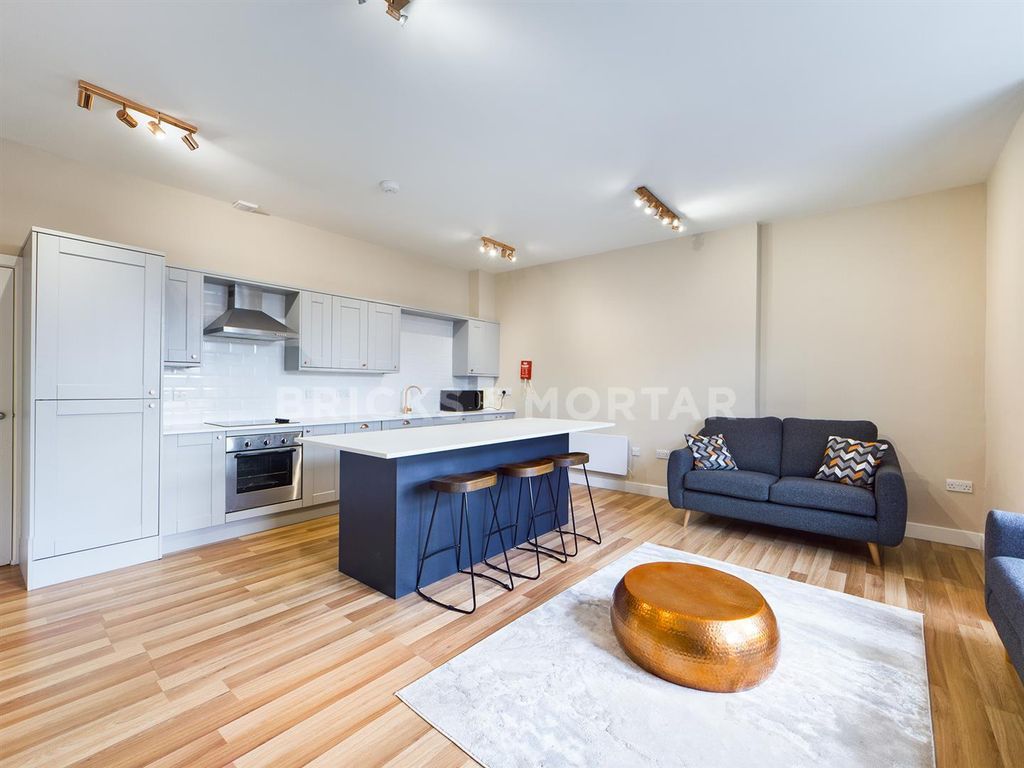 Property photo 1 of 14 T54Xpspveuqkyjmw2Naozq.Jpg