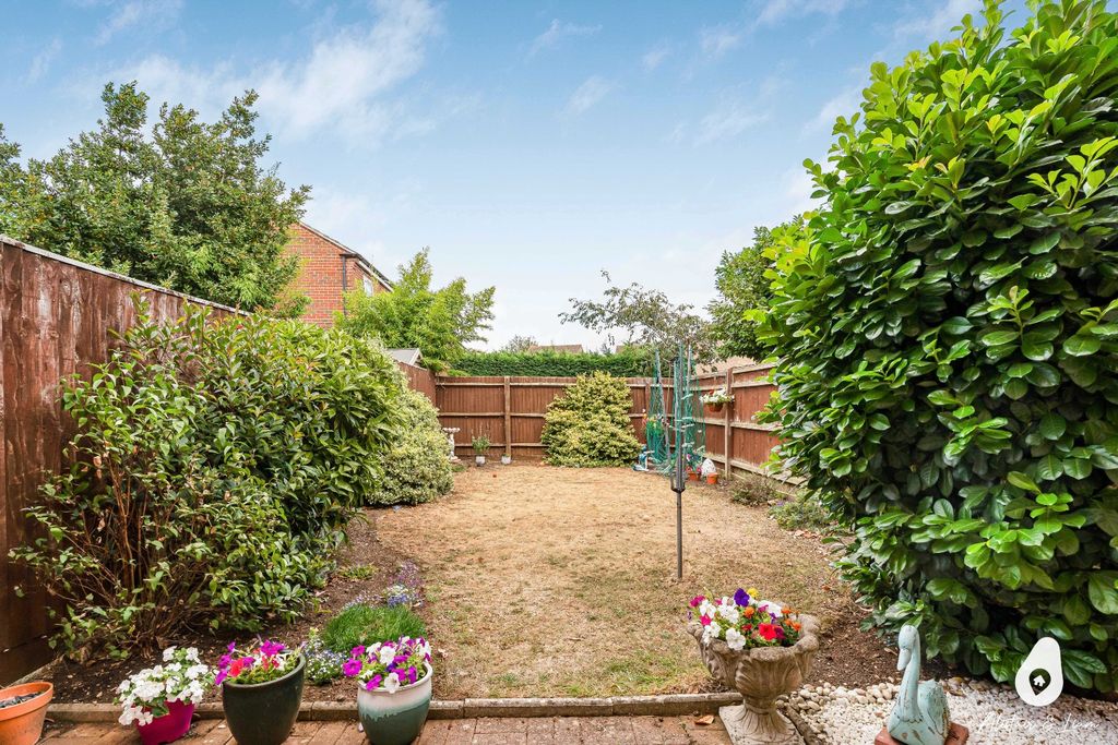 Property photo 2 of 20 5365591