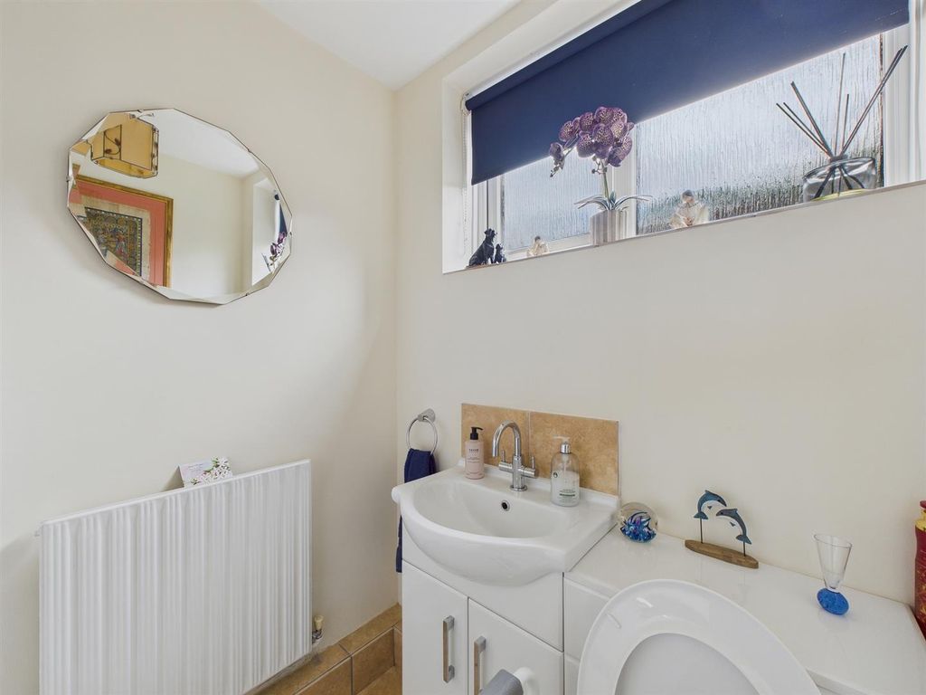 Property photo 3 of 41 Cam03972G0-Pr0174-Still001.Jpg