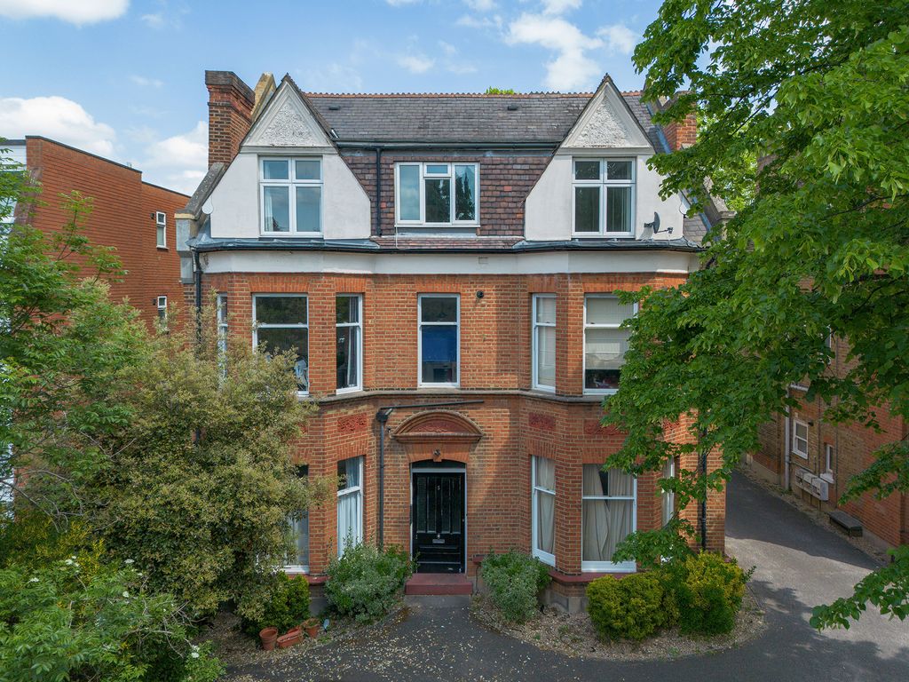 Property photo 1 of 8