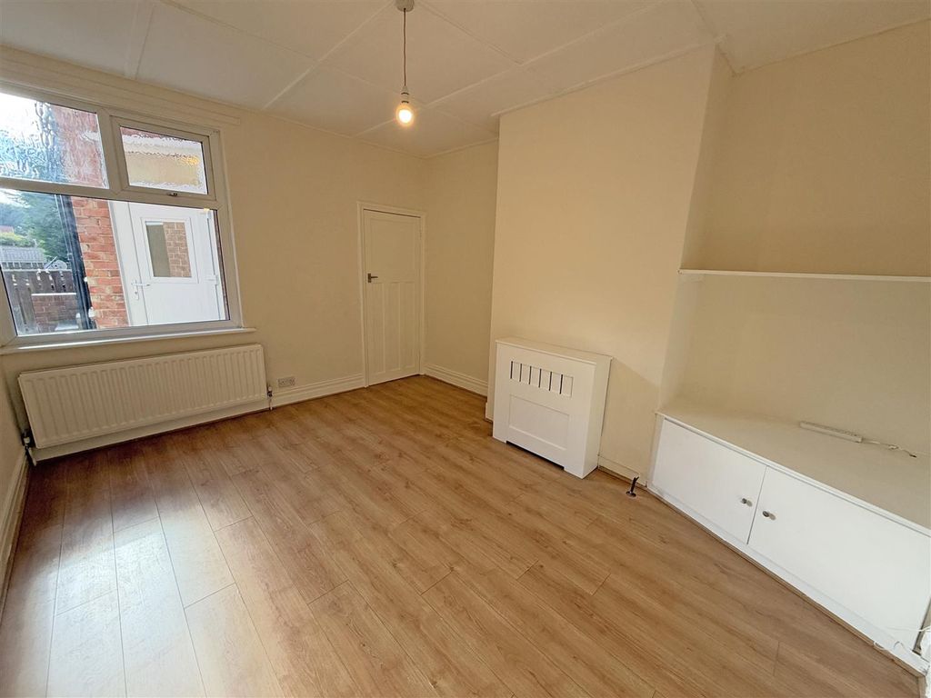 Property photo 2 of 10 Living Room.Jpg