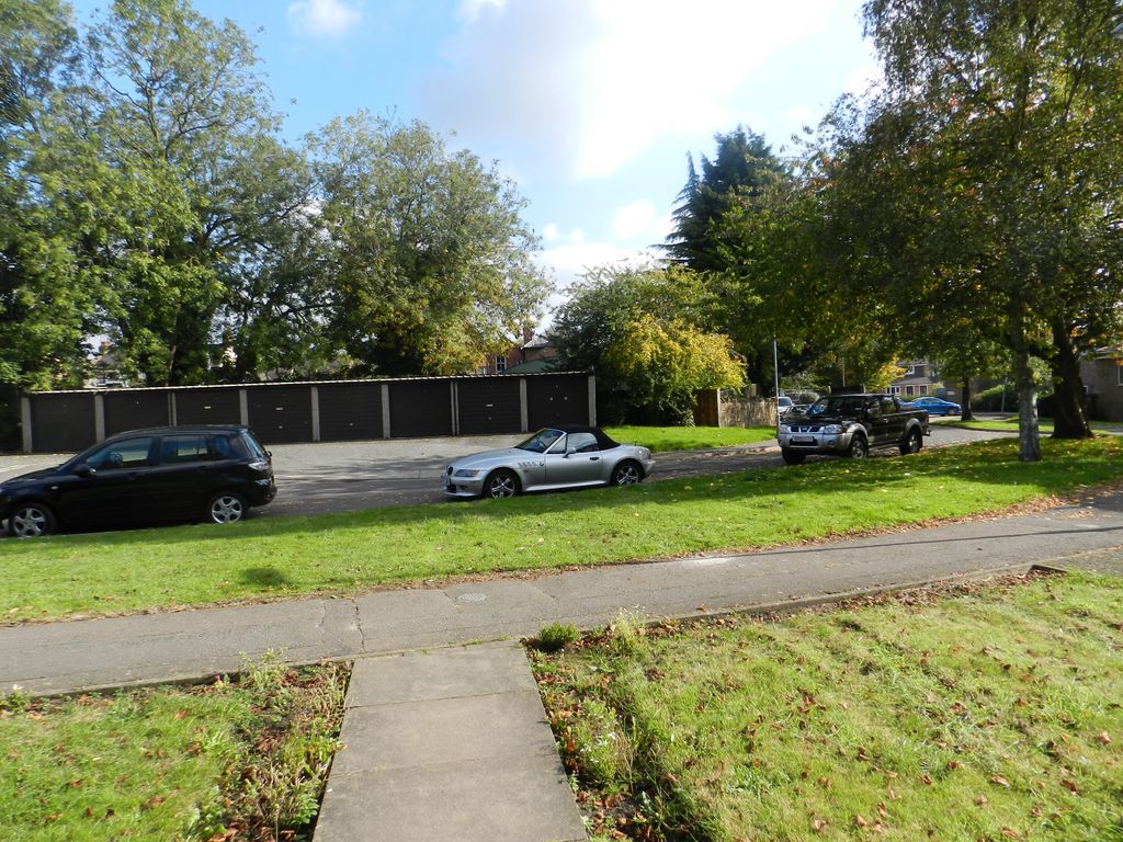 Property photo 2 of 5