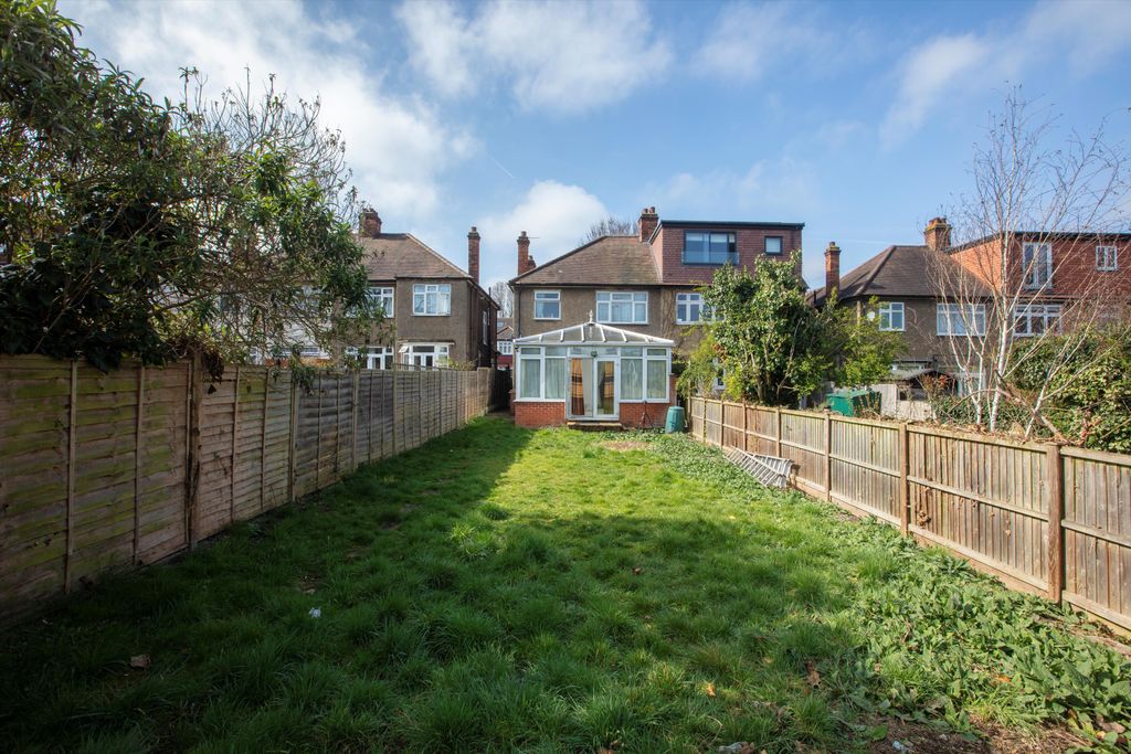 Property photo 3 of 10 Image