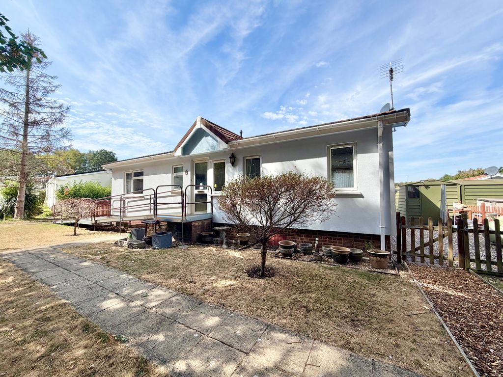 Property photo 1 of 11 Img_6499