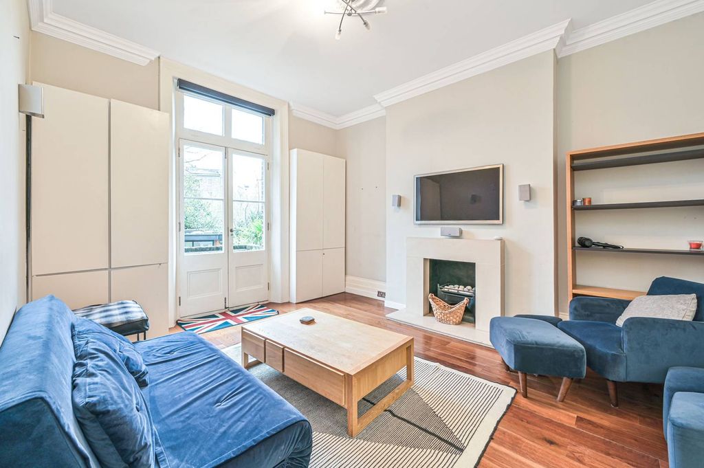 Property photo 2 of 9