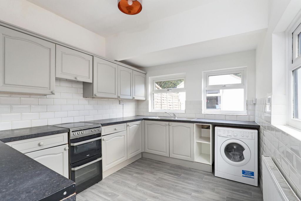 Property photo 2 of 13 Kitchen