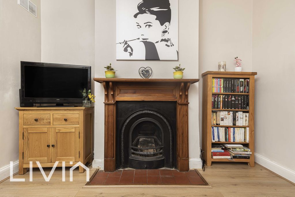 Property photo 3 of 22 025A0184[1]
