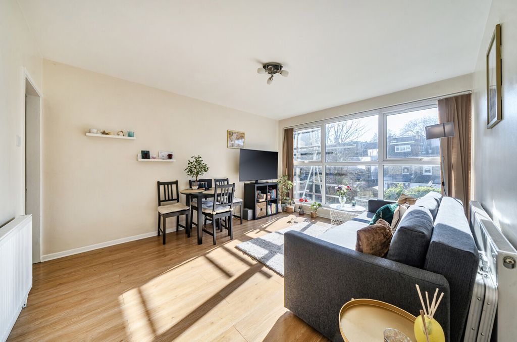 Property photo 2 of 14 1435434-7-69ce99d...