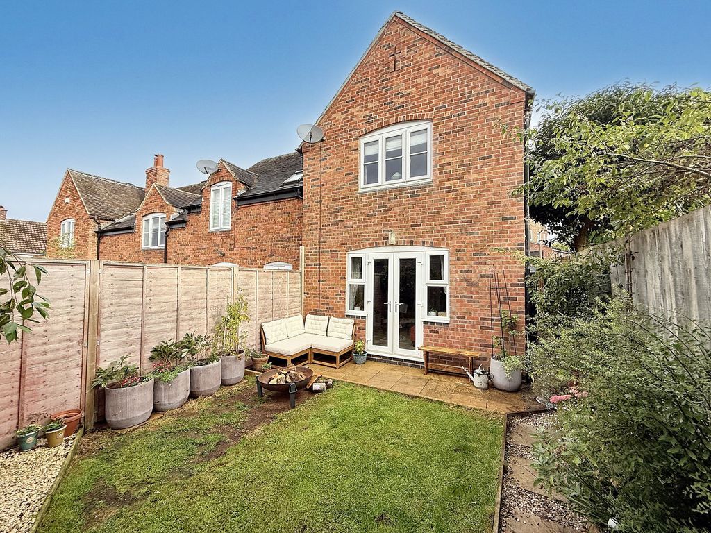 Property photo 3 of 28