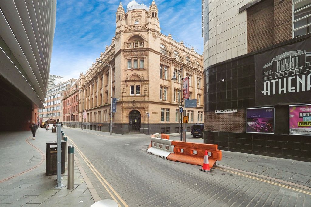 Property photo 1 of 7 Image