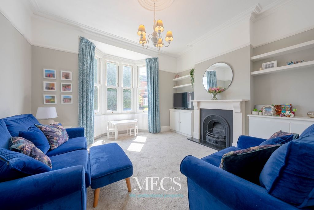 Property photo 3 of 12 1253945