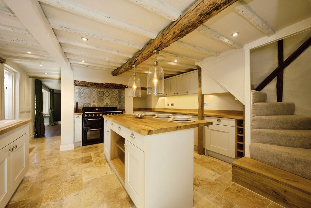 Property photo 2 of 27 Pbox-Img.Jpg