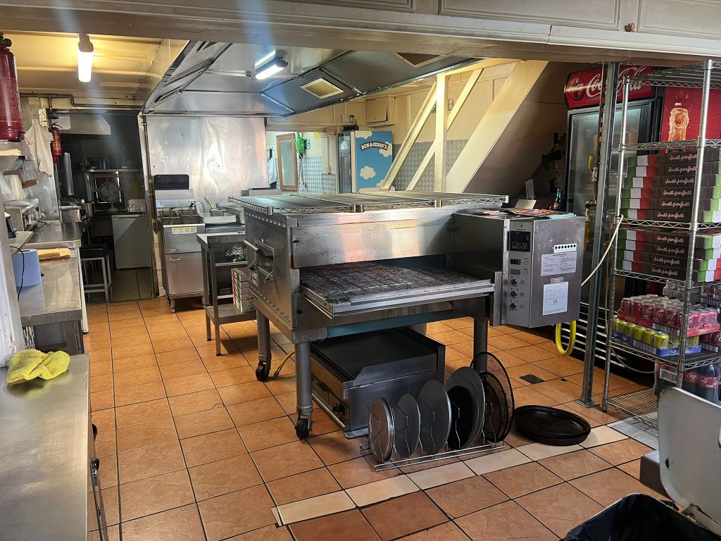 Property photo 2 of 8