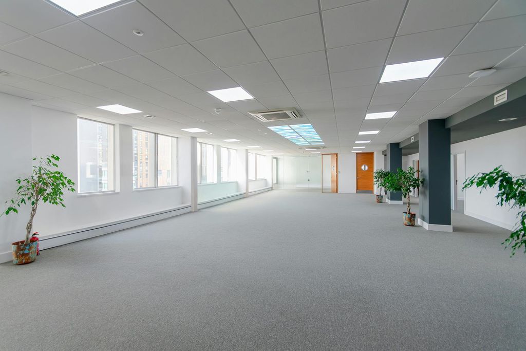 Property photo 3 of 11 7.Jpg