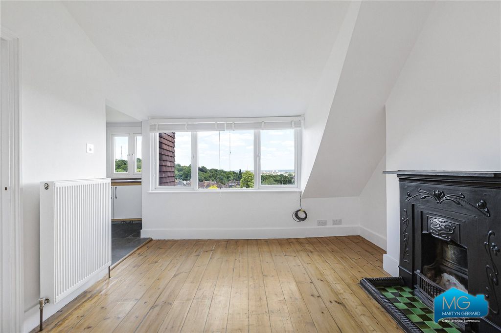 Property photo 3 of 16 Picture No. 37