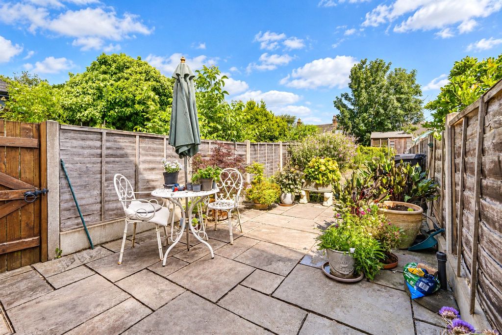 Property photo 2 of 21 Picture No. 37