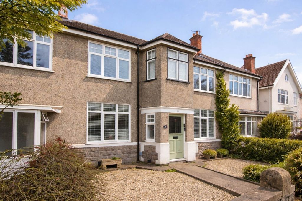 Property photo 1 of 13