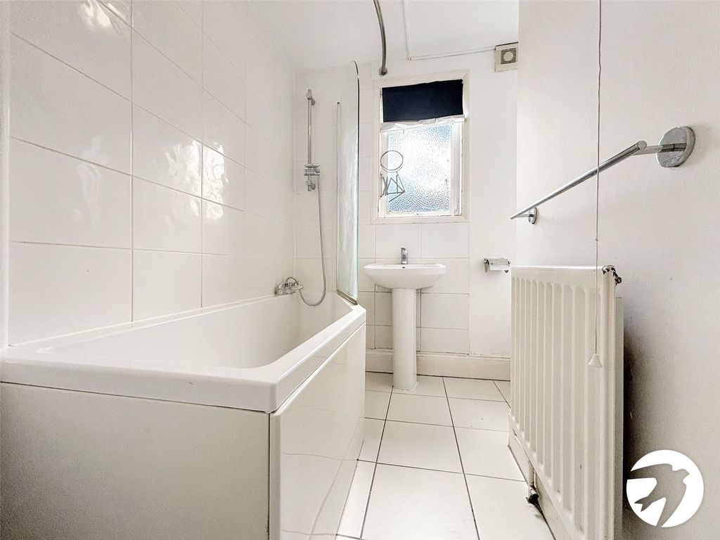 Property photo 2 of 10 Picture No. 03