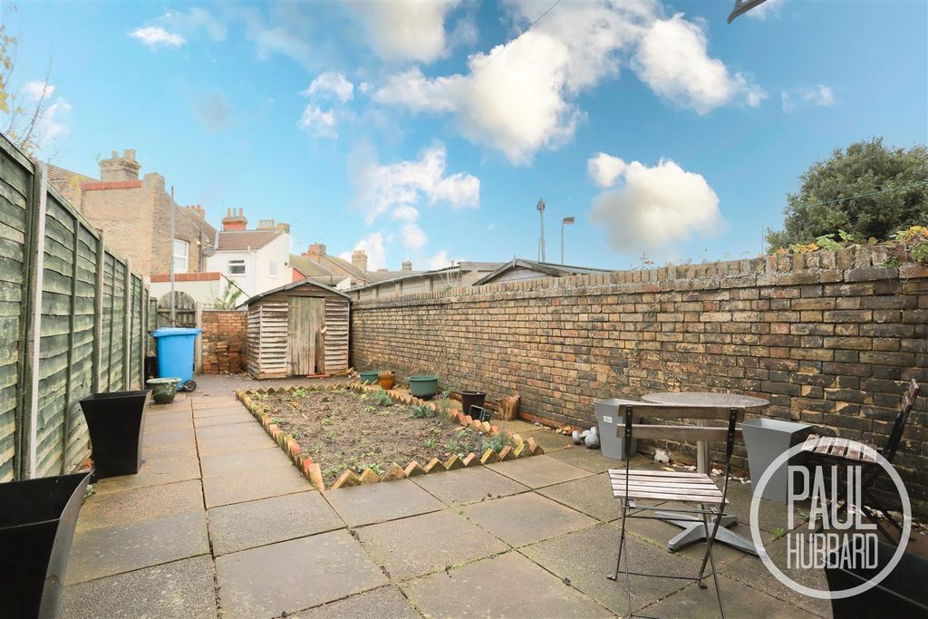 Property photo 3 of 14 Img_8882-2.Jpg