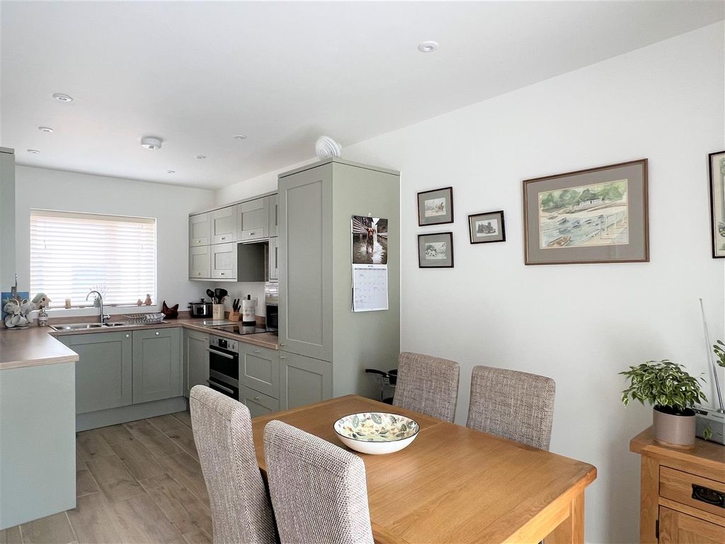 Property photo 3 of 24 Kitchen /Diner