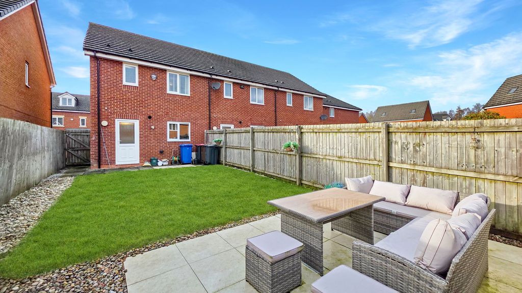 Property photo 3 of 22