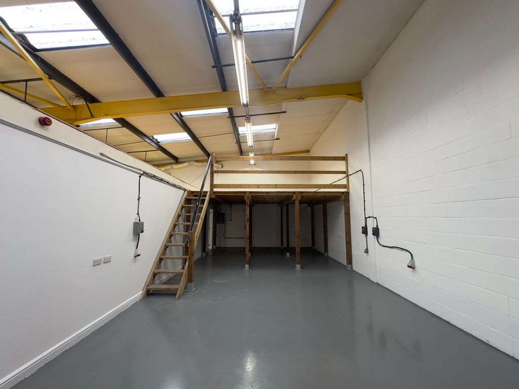 Property photo 2 of 10 Photo 1