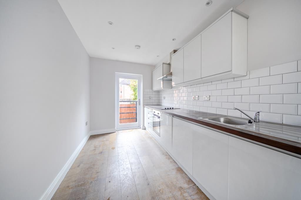 Property photo 3 of 15 Kitchen