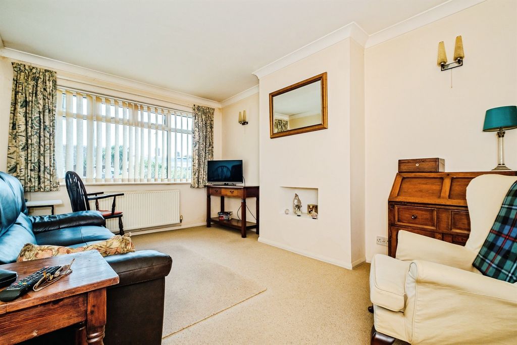 Property photo 2 of 15