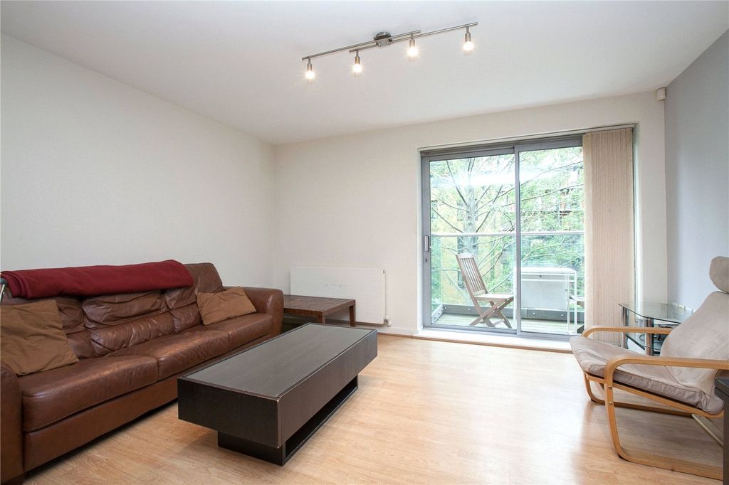 Property photo 2 of 11 Picture No. 05