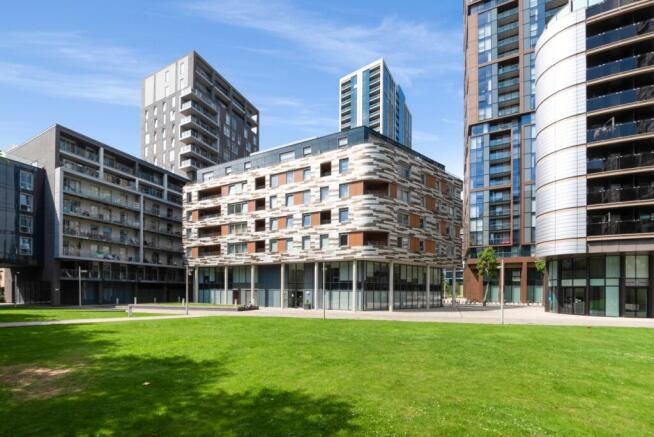 Property photo 1 of 2