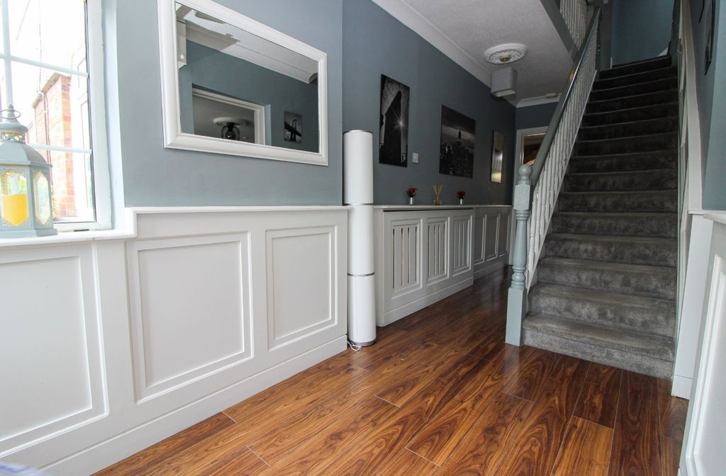 Property photo 3 of 34 Picture No. 07