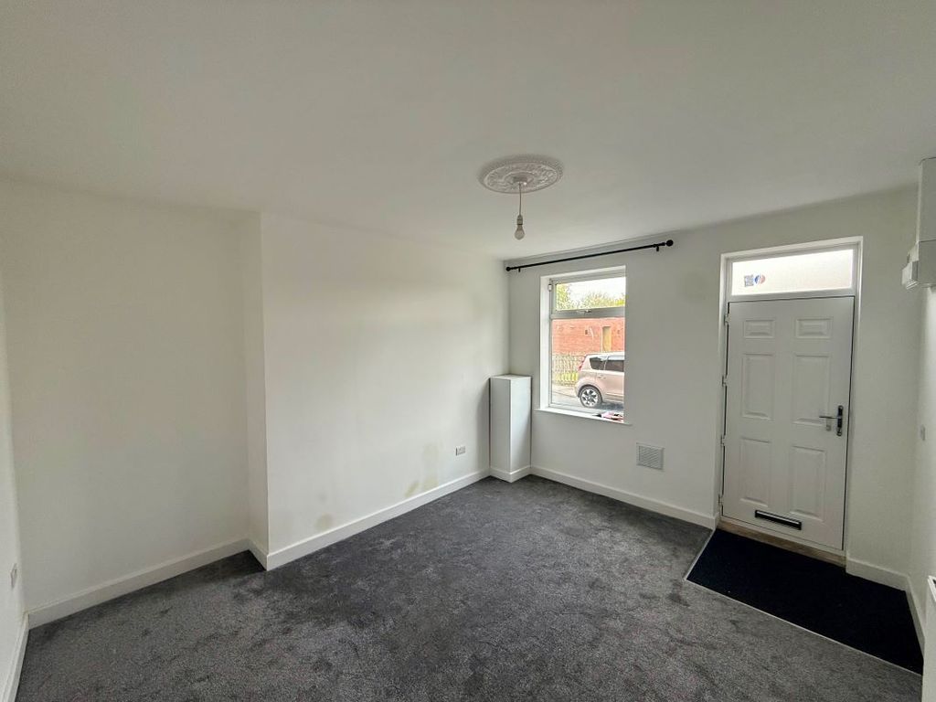 Property photo 3 of 10 Image 3