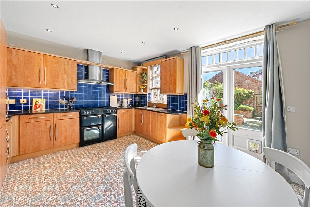 Property photo 3 of 14 Picture No. 20