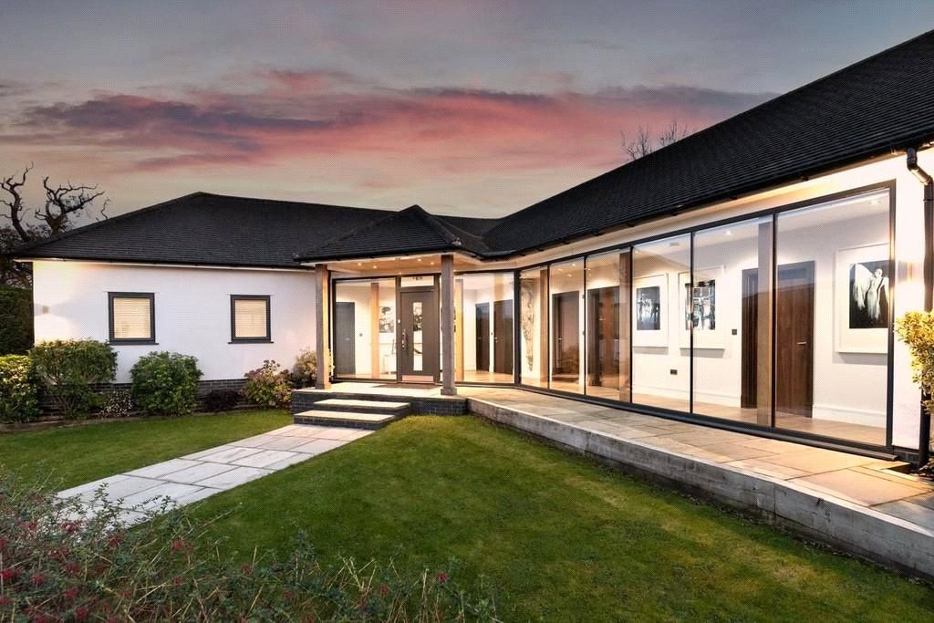 Property photo 1 of 36 Picture No. 28