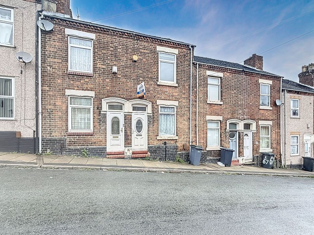 Property photo 1 of 12