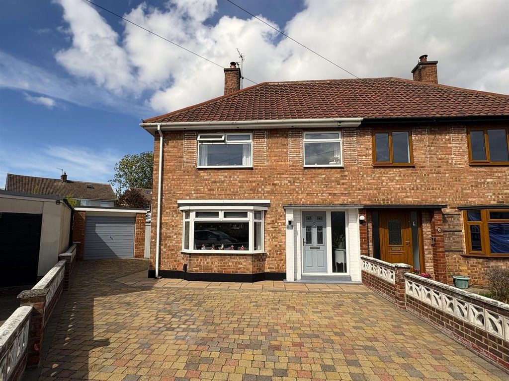 Property photo 1 of 23