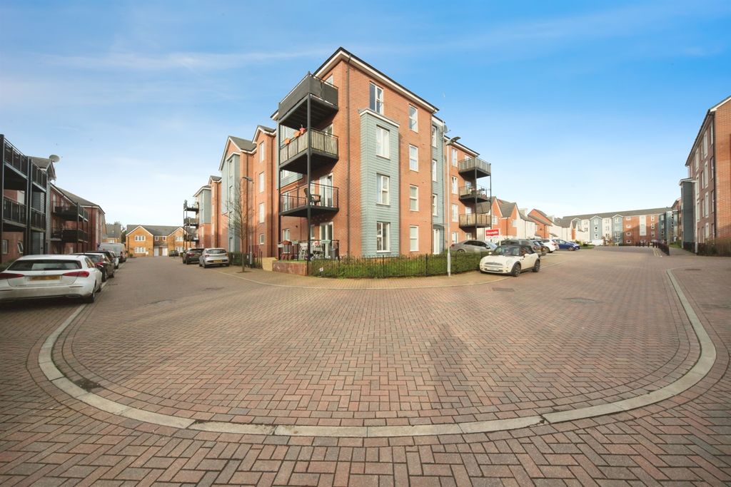 Property photo 1 of 7