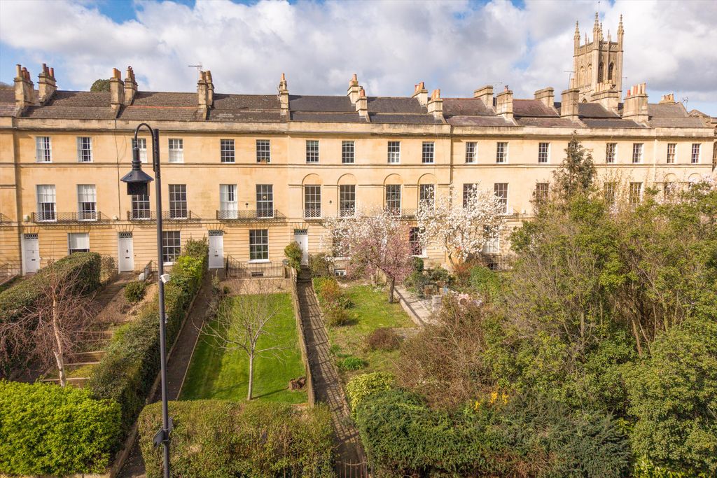 Property photo 1 of 16 Image