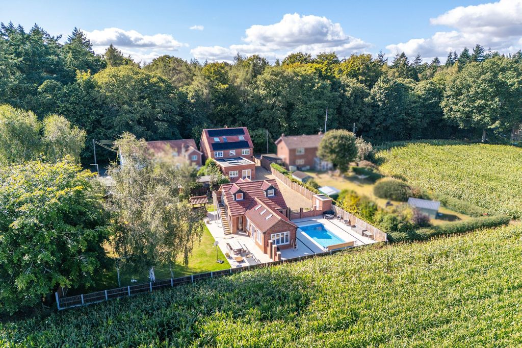 Property photo 1 of 26