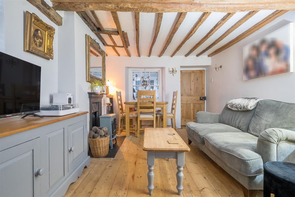 Property photo 3 of 19 1396158-4-69666F123E583.Jpg