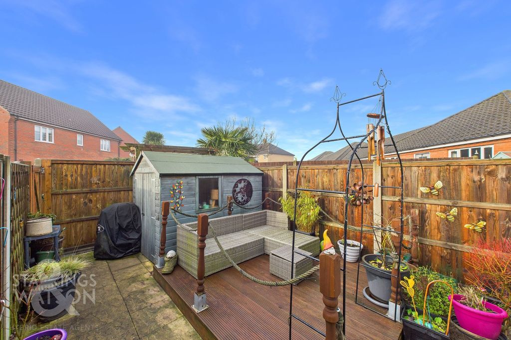 Property photo 3 of 21