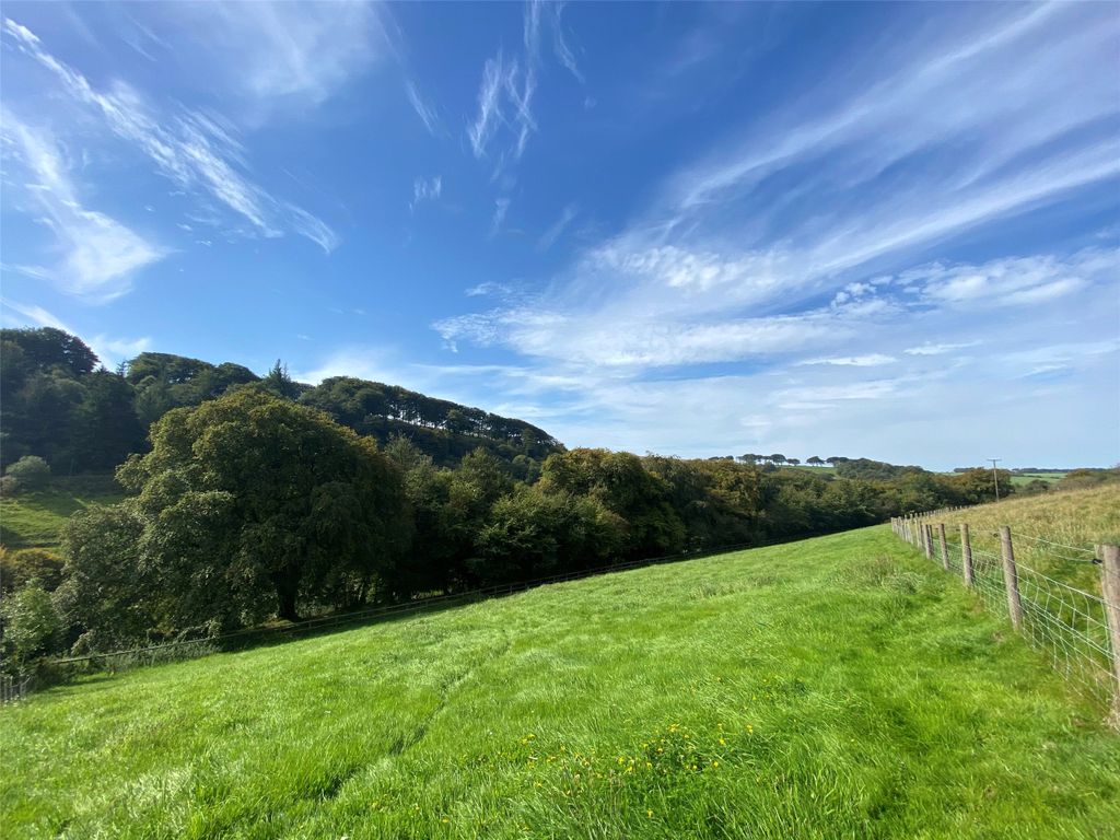 Property photo 2 of 18 Picture No. 05