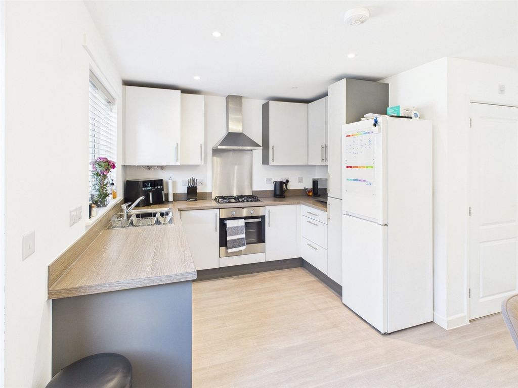 Property photo 3 of 13 Picture No. 02