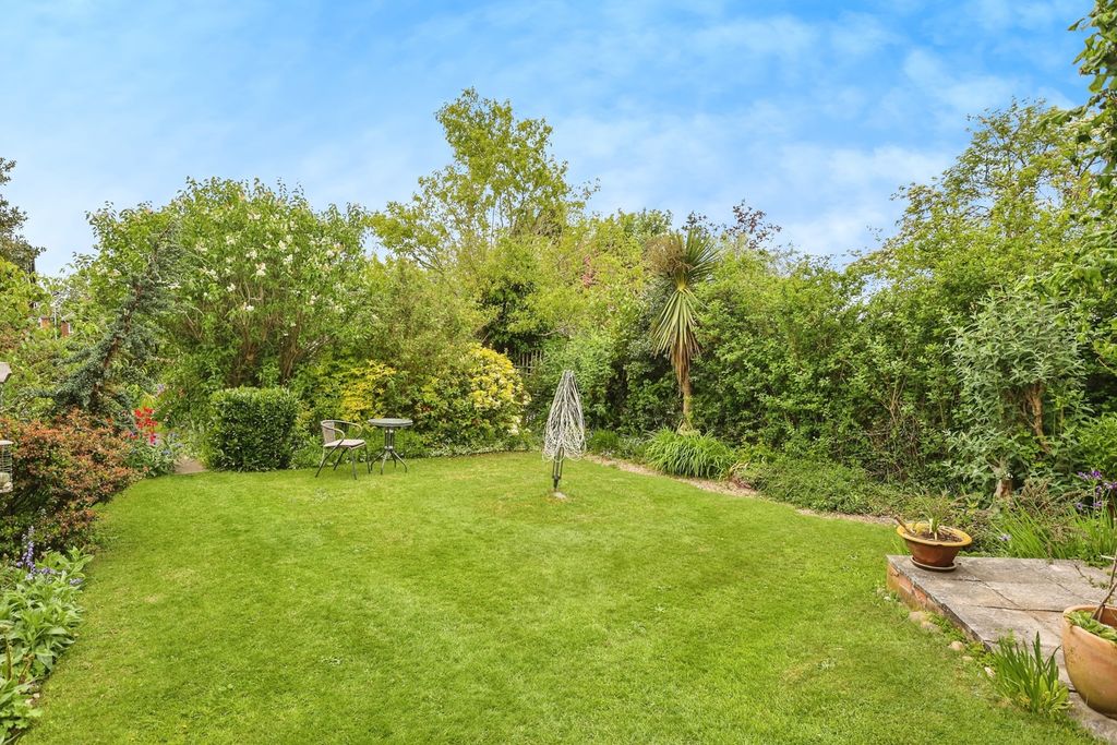 Property photo 3 of 28 Photo